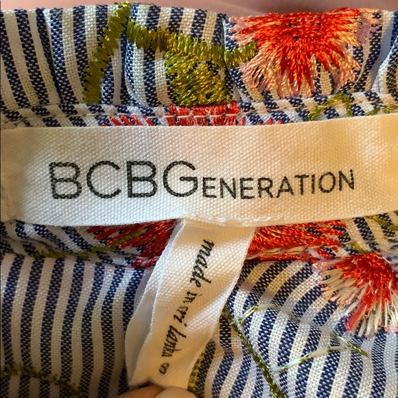 BCBGeneration Embroidered Ruffle Top - Picture 7 of 7